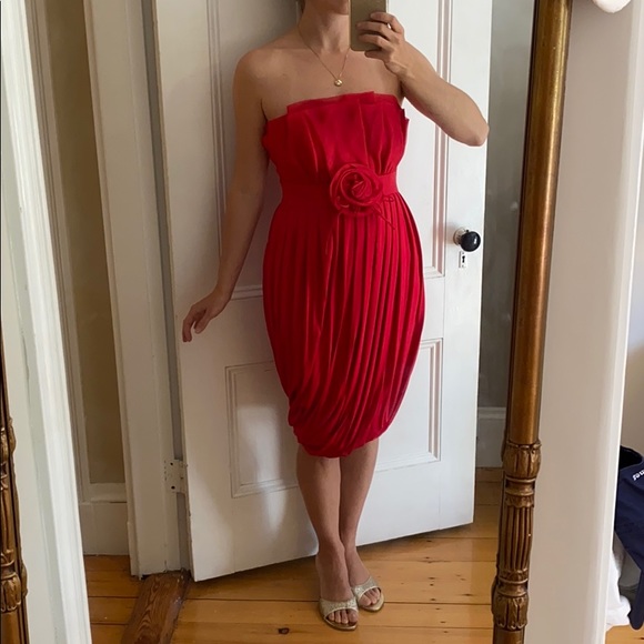 Tulip top bouncy red dress size 4 - Picture 4 of 7